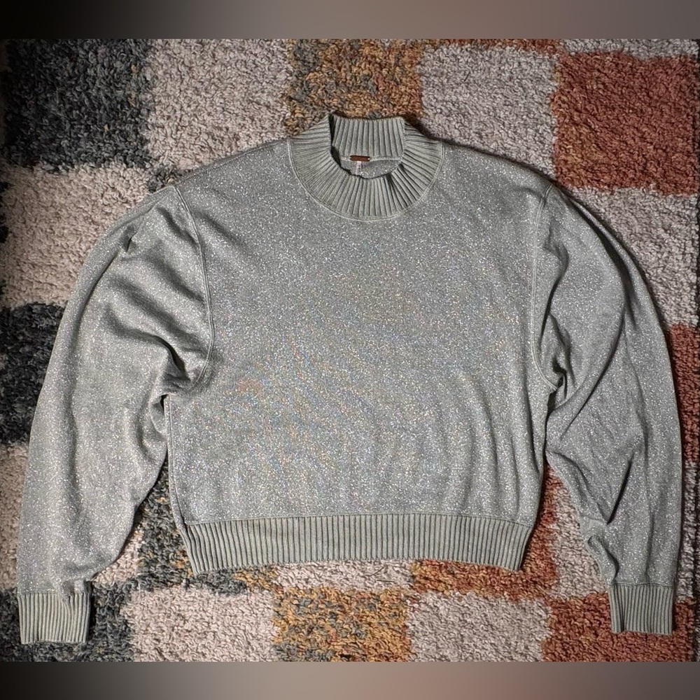 Free People sweater size L